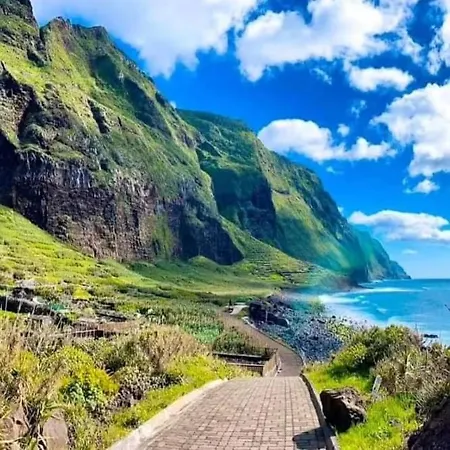 Noronha *