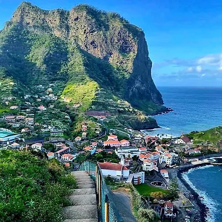 Noronha *